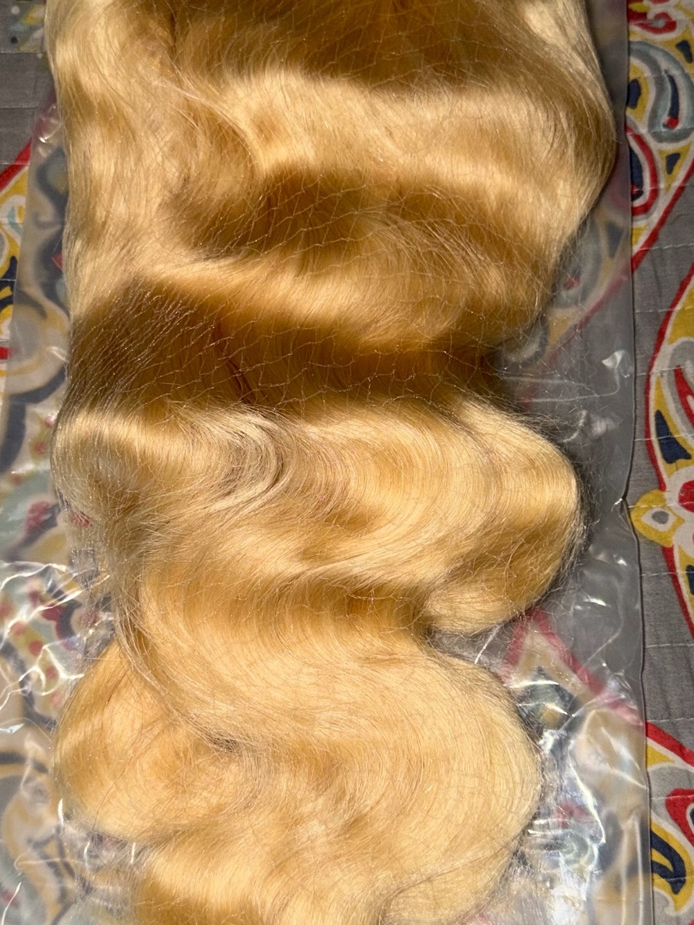 Honey Blonde Body Wave Human Hair Extension - Sleek, Luminous Finish